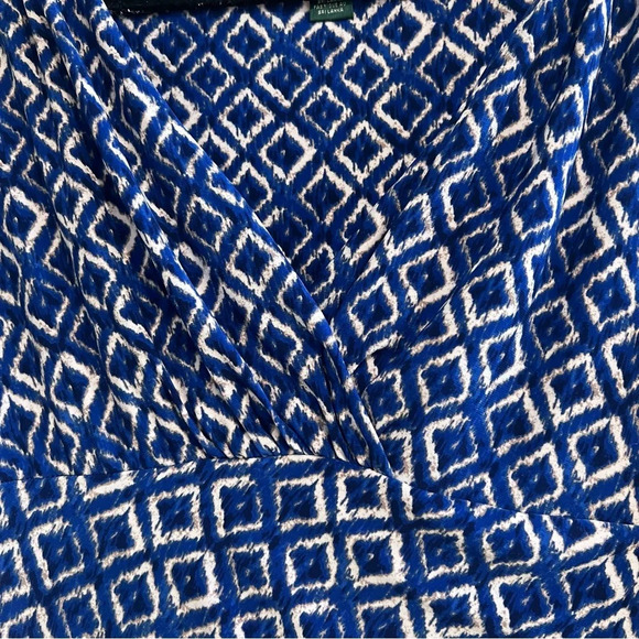 LAUREN Ralph Lauren Blue & White Ikat Faux Wrap Ruched Jersey Dress. Size 14. - Picture 6 of 11